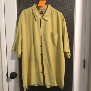 31 – Tommy Bahama silk men's shirt